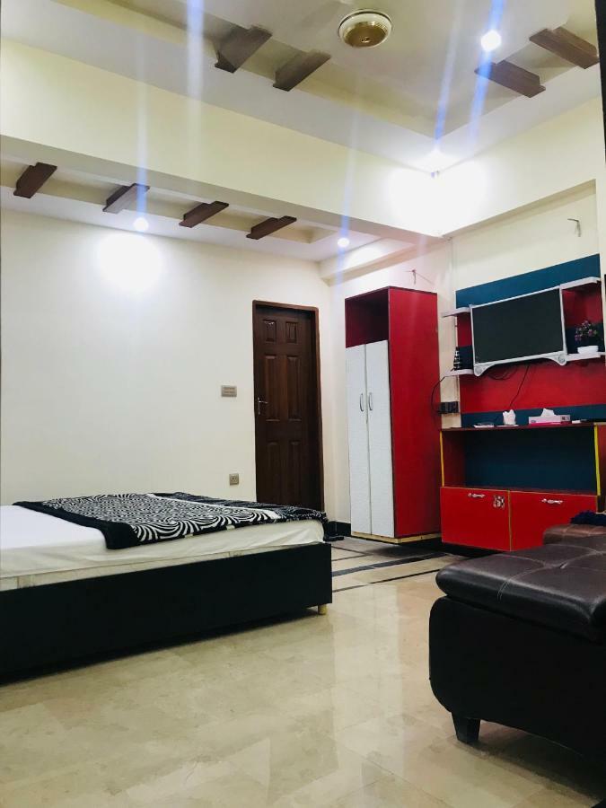 Hotel Second Home Karachi Eksteriør bilde